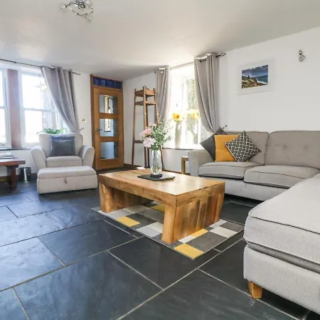 Miner's Rest Holiday home Camborne